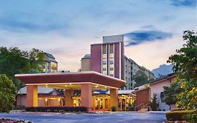 Sheraton Roanoke Hotel And Conference Center